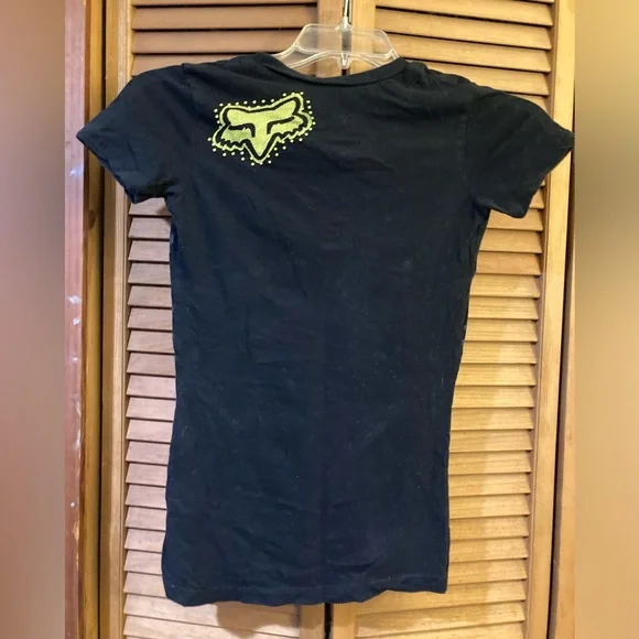 🟣 FOX Riders | V-Neck Short Sleeve Tee | XS - Picture 6 of 7